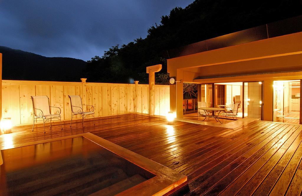 Hakone Tokinoshizuku Hotel Bilik gambar A modern onsen
